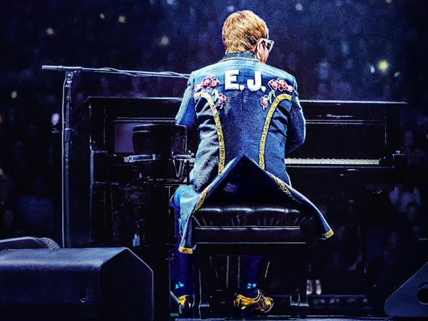 Elton John utolsó koncertjét élőben közvetíti a Disney+