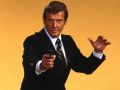 89 éves korában elhunyt Roger Moore