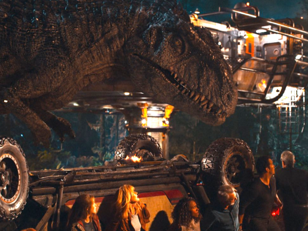 Gareth Edwards rendezheti a legújabb Jurassic World-filmet