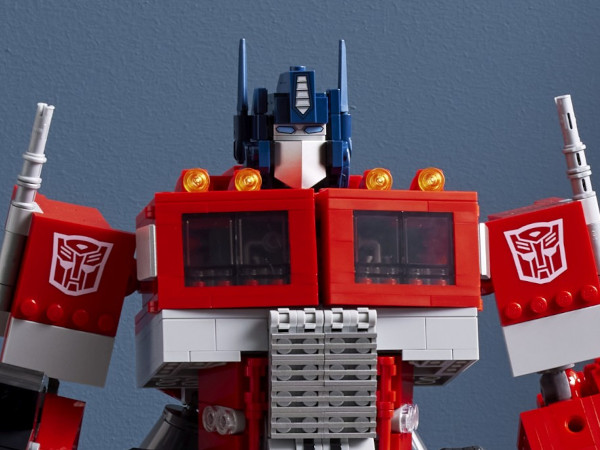 Hamarosan Optimus Prime-ot is megépíthetik a LEGO-rajongók